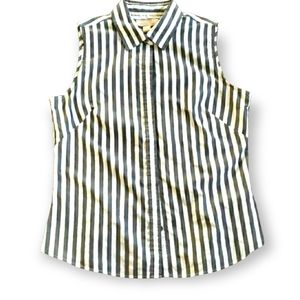 Sleevless button up striped top